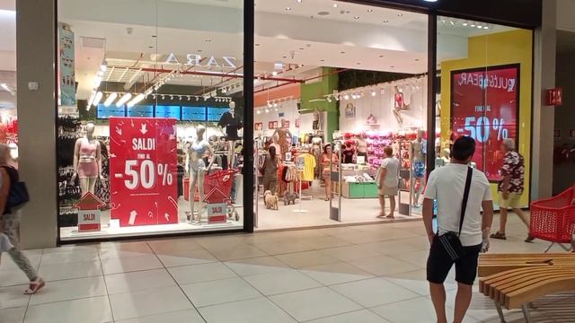 Летние распродажи в Италии | Шоппинг смотреть онлайн