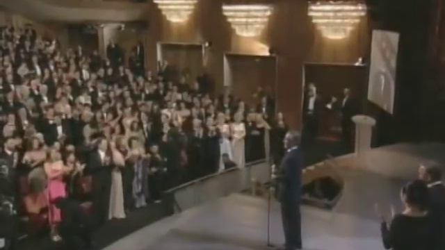 Steven Spielberg Wins Best Directing: 1999 Oscars