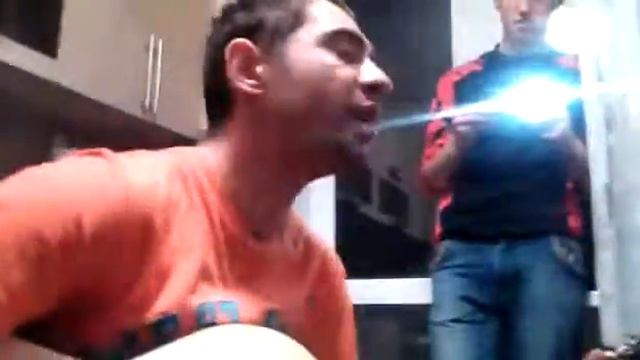 новый год 2015 под гитару с БРАТОНОМ смотреть онлайн