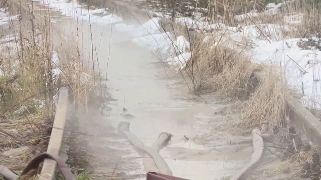 Коммунальщики заменили проблемный участок теплотрассы. смотреть онлайн