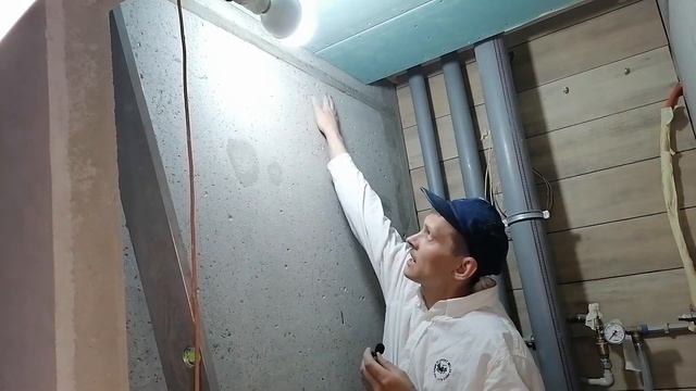 Как быстро выровнять стену плиточным клеем под плитку. Штукатурка бетонной стены плиточным клеем. смотреть онлайн