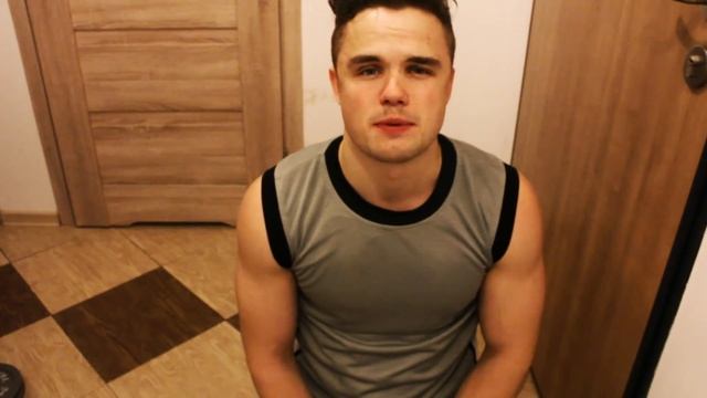 Как накачать руки в домашних условиях. Бицепс. смотреть онлайн