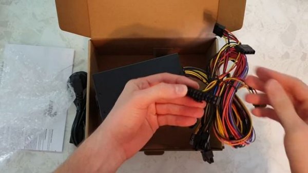 Блок питания Aerocool VX Plus 500W распаковка и установка