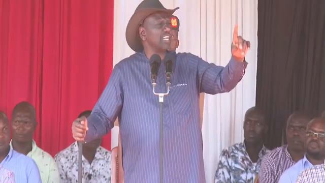 SIASA ZANGU SUDI ATANIFANYIA ASKARI LINDENI HUSTLERS!!RUTO SAYS IN BARINGO смотреть онлайн
