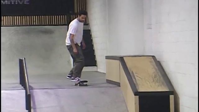 Paul Rodriguez VS Daniel Scales in Frontside flips смотреть онлайн