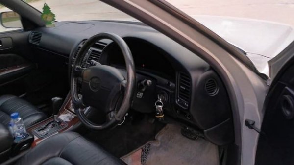 Lexus LS400 1997 UCF20