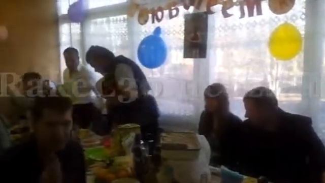 видео с юбилеем папа смотреть онлайн