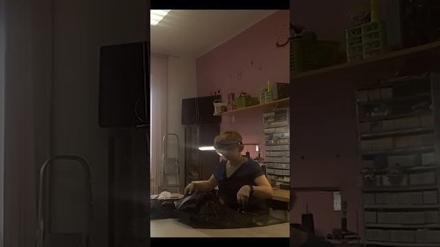 ушиваем куртку кожаную смотреть онлайн