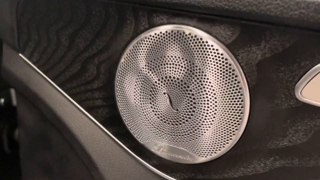 2018 Mercedes C200 AMG Line Premium Plus смотреть онлайн
