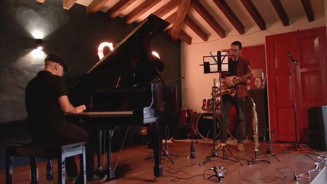 Policromías Jazz Dúo - Autumn leaves (Joseph Kosma) смотреть онлайн