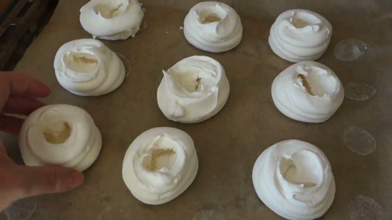 НЕРЕАЛЬНО ВКУСНЫЕ ПИРОЖНЫЕ ПАВЛОВА ! БЕЗЕ! С ЛИМОННЫМ КУРДОМ И КРЕМ ЧИЗ смотреть онлайн