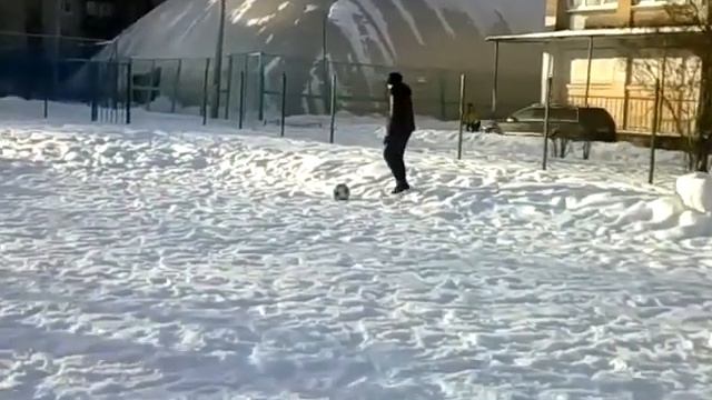 Футбол Школа 138 1 тайм(2) смотреть онлайн