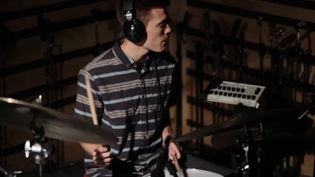 Nolan Byrd - "Atlas" Feat. Remy Le Boeuf, Addison Frei, & Perrin Grace смотреть онлайн