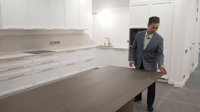 Лестница из дуба с дизайном от студии "Частная архитектура" #рмкедр #лестницыказань смотреть онлайн