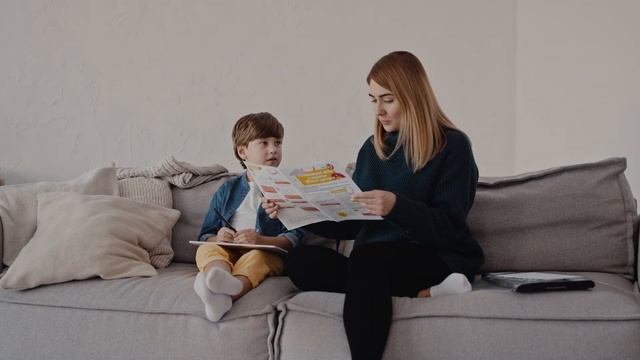 Обзор набора "Рисуй светом" с развивающими играми смотреть онлайн