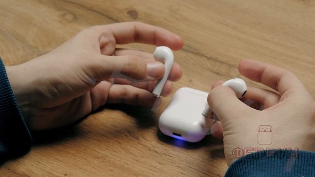 Беспроводные наушники с микрофоном . Bluetooth 5.0 . Cенсорное управление . Для iPhone / Android смотреть онлайн