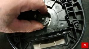 Infiniti FX37 замена втулок на подшипники мотора отопителя (Омск).avi