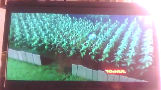 Chicken Little: Aliens vs. Animals смотреть онлайн