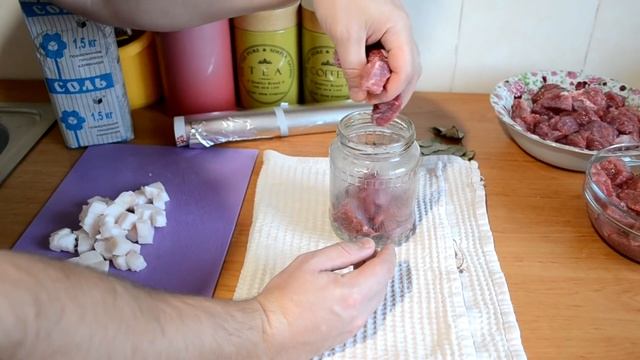 Тушенка домашняя в духовке. МЯСОЖОР 65 смотреть онлайн