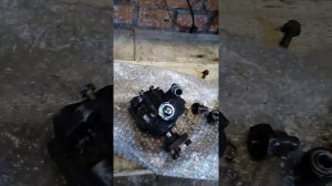Насос ГУР от легкового автомобиля на Фольксваген Т 4. Как поднять давление насоса гидроусилителя.
