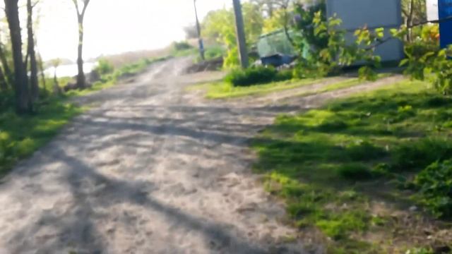 VLOG ИЩЕМ РЕЧКУ НА ВЕЛОСИПЕДЕ смотреть онлайн