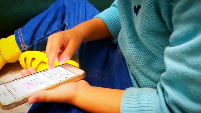 уже НЕ ЗНАЮ как ОБЪЯСНИТЬ✅ пришли ВКУСНЯШКИ ✅ вся СЕМЬЯ пришла ✅ Аслан ушёл ,едем с Зехрой в гости смотреть онлайн