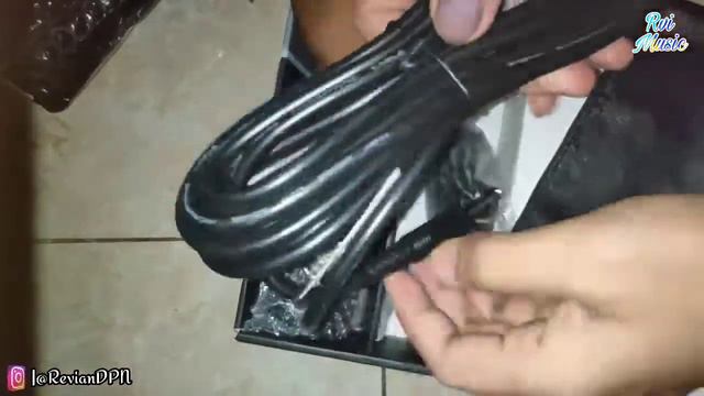 AKG D5 MICROPHONE (KW) CUMA 150 Ribu #unboxing смотреть онлайн