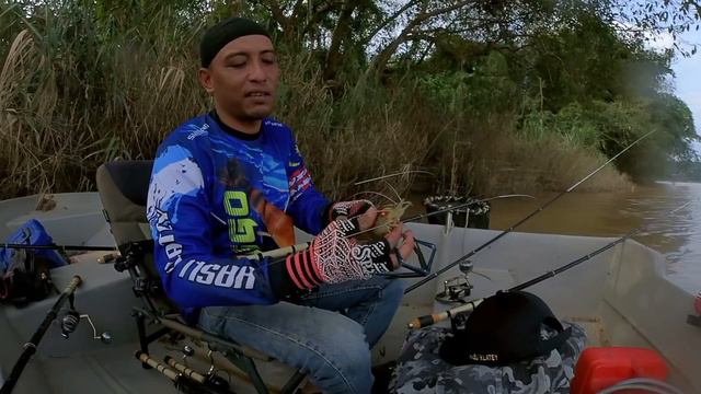 Mancing udang galah Gunakan teknik SEMBAT!!! kalau taknak pulang kosong ketika suhu air sejuk смотреть онлайн