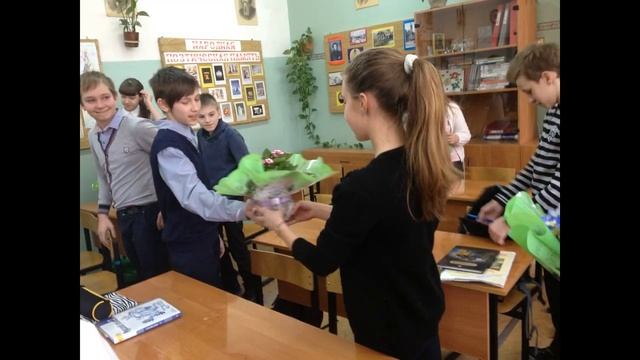 Последний звонок 2020 Школа №10 г Дубна смотреть онлайн