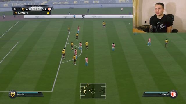 FIFA19 СБОРНАЯ КУМИРОВ ПРОТИВ СОВРЕМЕННЫХ ЗВЕЗД