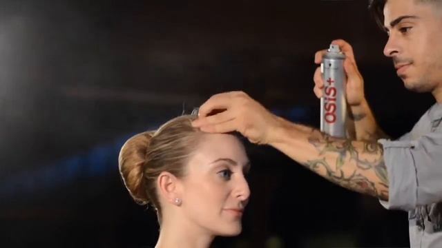 Create The Look with Michael Dueñas & Schwarzkopf OSiS+ Dust It смотреть онлайн