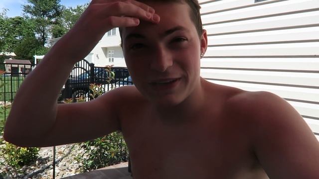 SLIP N' SLIDE MADNESS!! смотреть онлайн