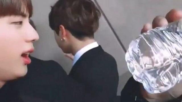 Я это ты, ты это я | Клип | Юнгуки | Yoonkook | Sugakookie смотреть онлайн