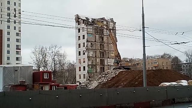 Слом дома на Жукова ч. 2 смотреть онлайн