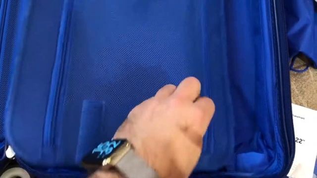 ✈️ Обзор Bluesmart Cabin 22” Series 2 - Умный чемодан смотреть онлайн