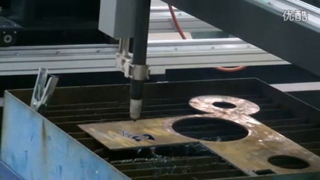 SNR-QL3 gantry machine with thermadyne plasma cutter.flv смотреть онлайн