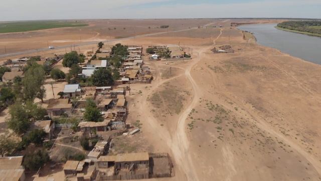 СЕЛО КОСИКА С ВЫСОТЫ ПТИЧЬЕГО ПОЛЕТА/ Астраханская область Енотаевский район с дрона смотреть онлайн