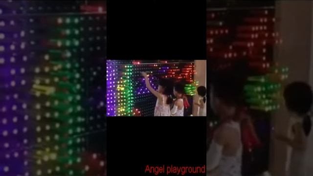 Large Wall games (Ball's time travel) and lit up wall смотреть онлайн