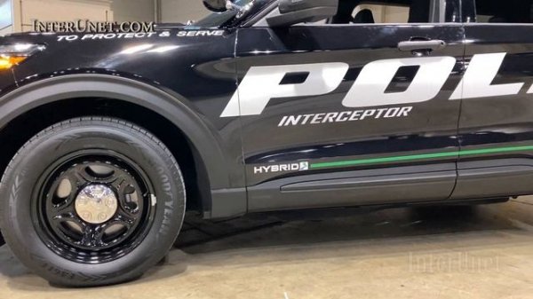 2020 Ford Explorer Hybrid Police Interceptor Vehicle