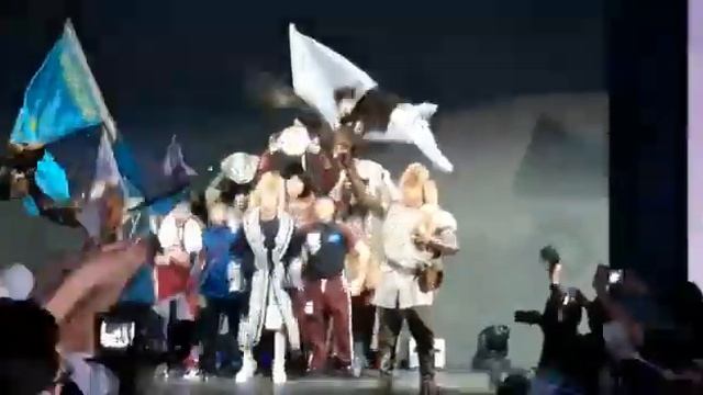 Казахстанцы выиграли все бои на вечере профессионального бокса в Алматы смотреть онлайн