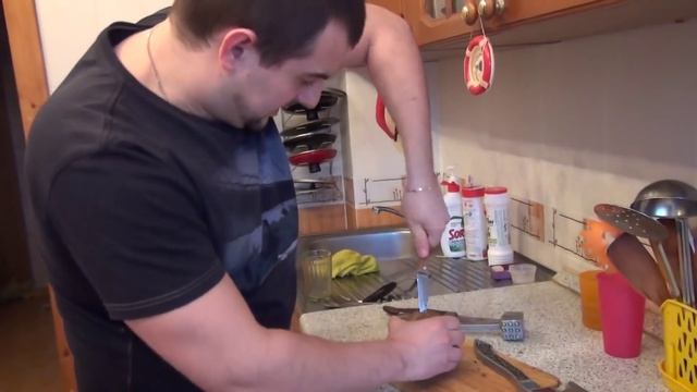 Как правильно открыть кокос одним ударом смотреть онлайн