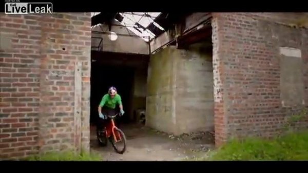 Bike skills by Danny Macaskill