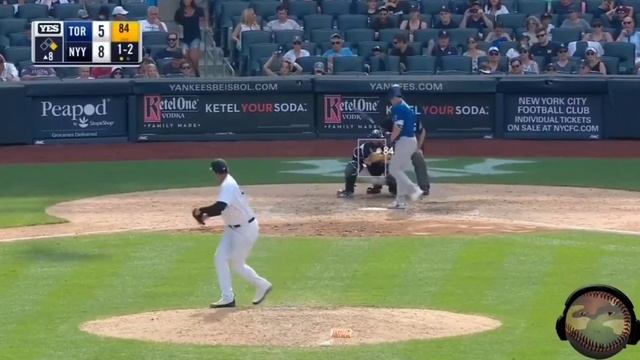 Only Relief Pitcher In Baseball History To Do This!!! смотреть онлайн