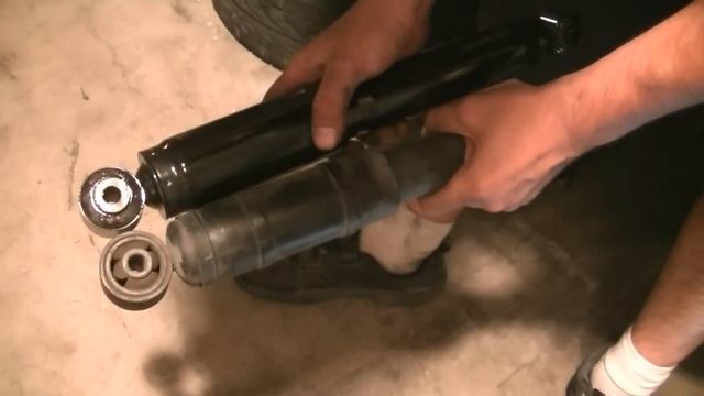 How to Replace Rear Shocks - 2006 Saturn ION смотреть онлайн