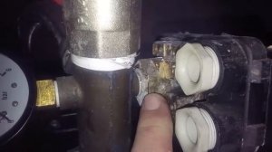 Как снять реле давления с насоса.