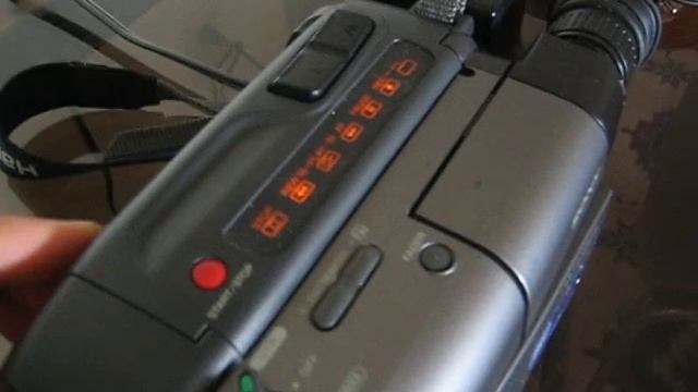 Sony Handycam Camcorder CCD TRV-40 смотреть онлайн