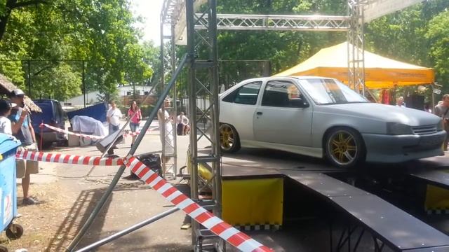Devil Tuning 12 Opel kadett E смотреть онлайн