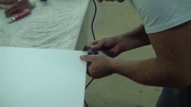 Как правильно наклеить 2мм ПВХ кромку на МДФ? Ручная фрезеровка 2мм ПВХ кромки. Фильм 2-й