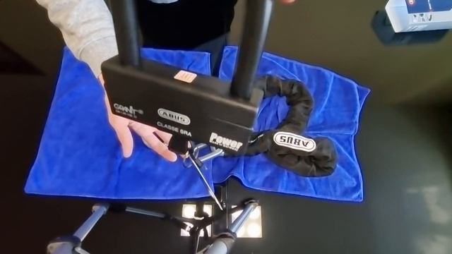 ЗАЩИТА МОТОЦИКЛА ЦЕПЬ С ЗАМКОМ ABUS GRANIT 58 140HBIII100 12KS 120 СМ смотреть онлайн