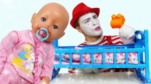 Куклы в видео онлайн - БЕБИ БОН не может заснуть! - Детские мультики и весёлые игры с Baby Born